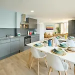 Apartamento For Students Only Brigg Point In *