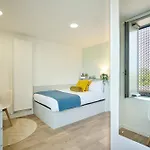 Апартаменти For Students Only Brigg Point In *