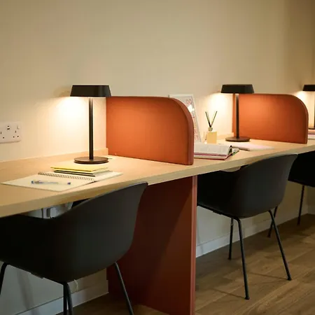 For Students Only Brigg Point In Apartman *
