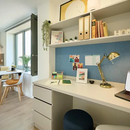 For Students Only Brigg Point In Apartman *