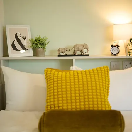 Apartment For Students Only Brigg Point In *