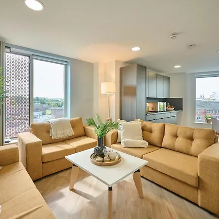 For Students Only Brigg Point In Apartamento Bristol